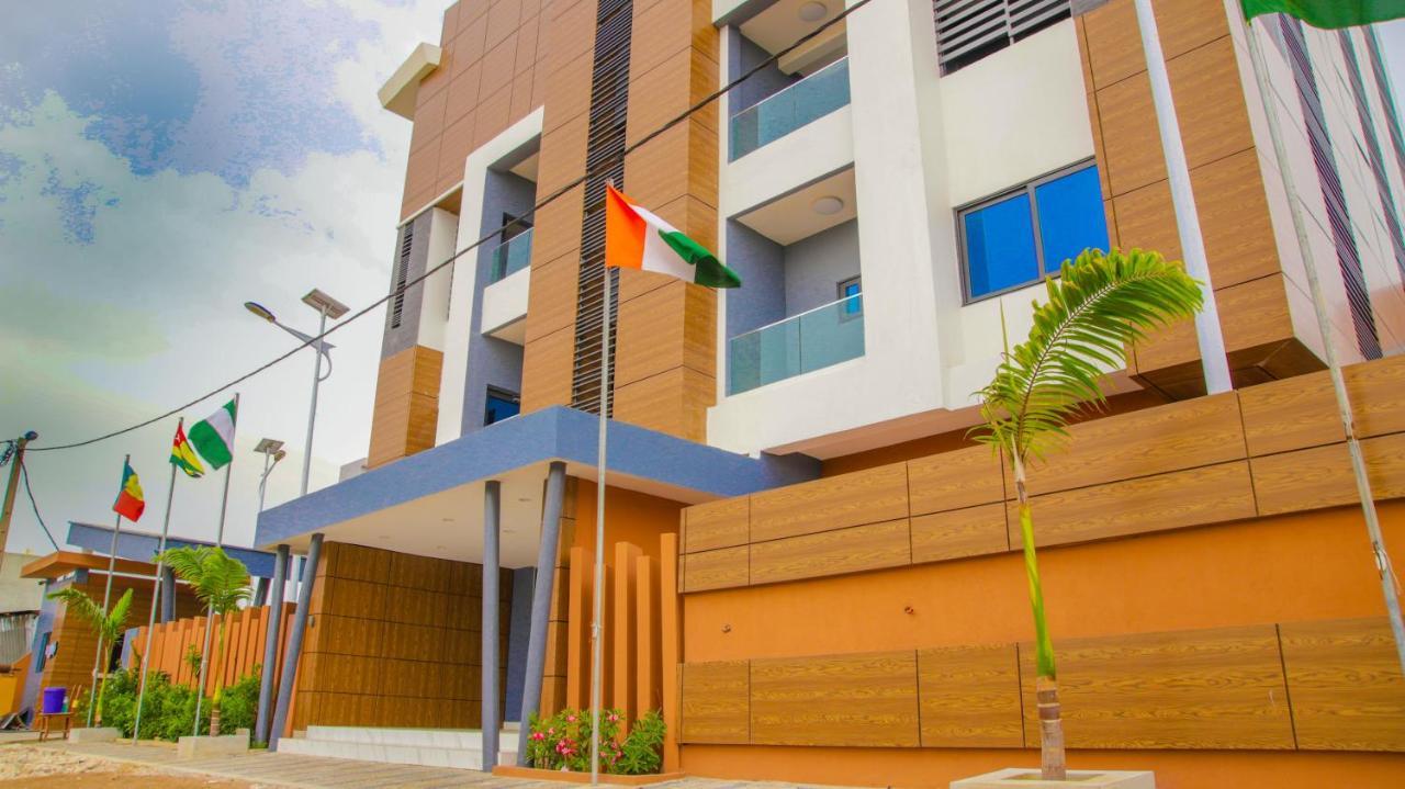 Hotel La Casa Cielo Cotonou Exterior foto